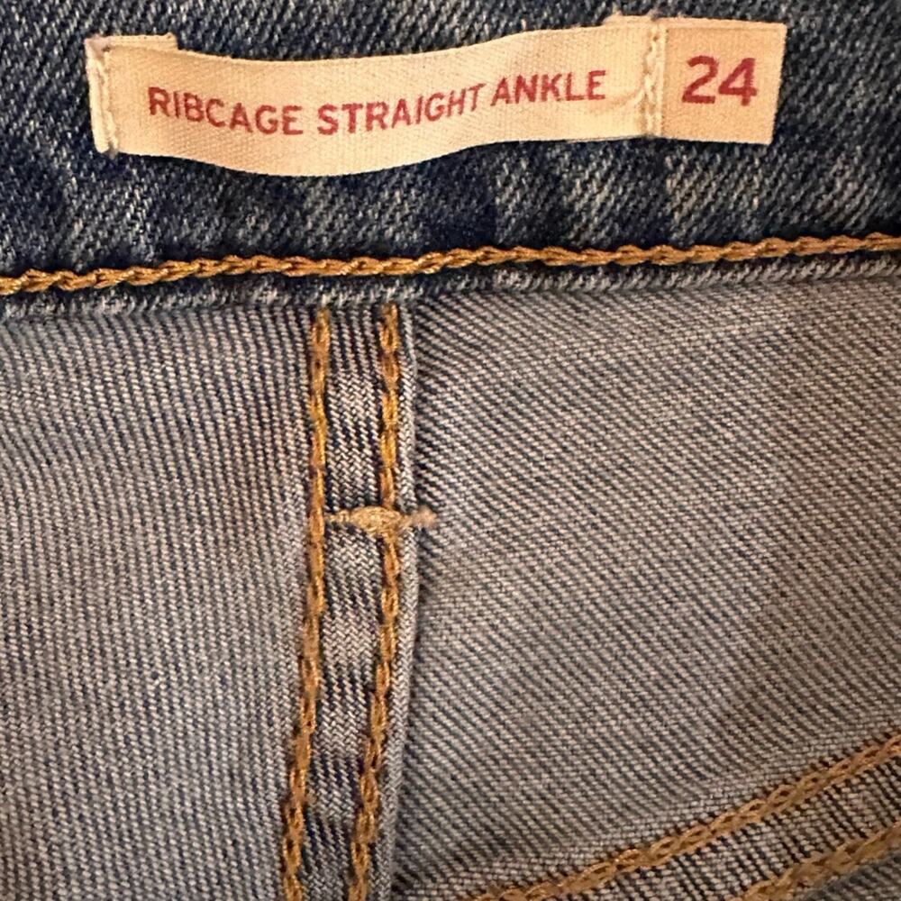 LEVI’S Ribcage Straight Button Fly Blue Light Wash Blank R High Rise Jeans 24 - Picture 11 of 11